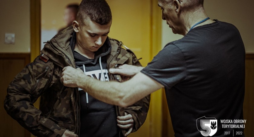 Zainteresowanie zwiększyło się 7-krotnie! Mieszkańcy Mazowsza chcą wstępować do wojska