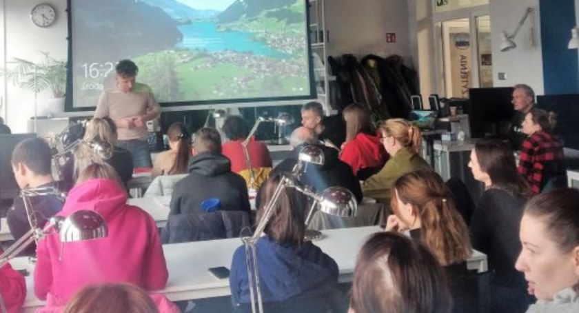 Uczą się polskiego, czytają z LEGO... Biblioteka Pedagogiczna pomaga gościom z Ukrainy