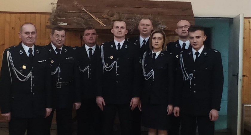  Ochotnicy z Proboszczewic. W jednostce służy 57 członków, w tym 10 kobiet 