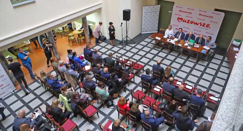 2,6 mln zł na projekty lokalne. Samorząd Mazowsza wspiera sołectwa, działkowców i organizacje pozarządowe