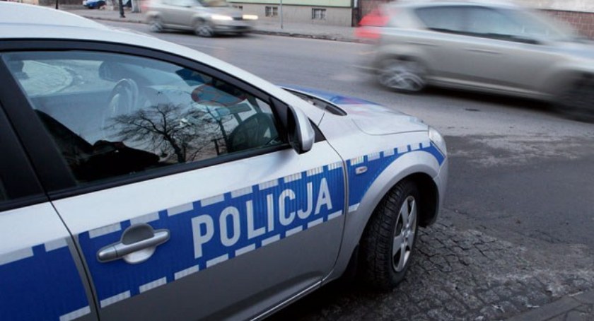Uderzył motocyklem w wiatę przystankową. Tragiczny wypadek w Koszelewie 