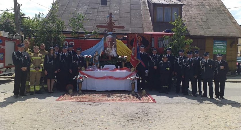 Pomagają, uczą i dbają o bezpieczeństwo. Ochotnicy z Bodzanowa