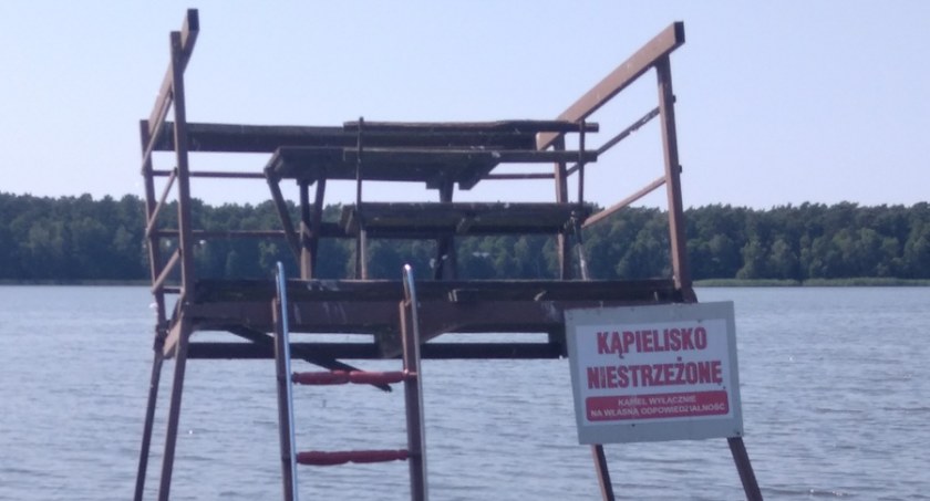 Tragiczny finał skoku do wody. Mężczyzna z urazem...