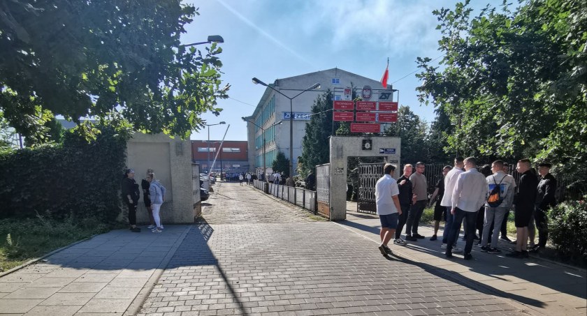 W Płocku ponad 15 tysięcy uczniów rozpoczęło rok szkolny
