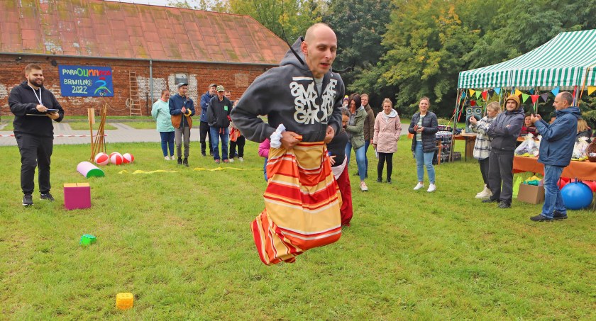 Sportowa środa, czyli Paraolimpiada w Domu Pomocy Społecznej w Brwilnie [FOTO]  