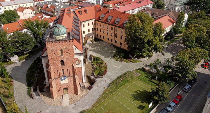 Zjazd najstarszych szkół w Płocku. Gościć będzie nestorka Małachowianka 