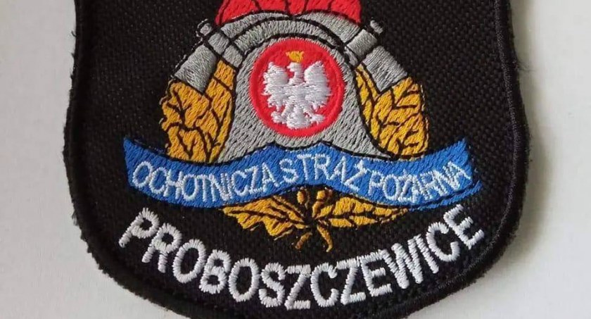 Bez wahania rzucił się na ratunek. Strażak z OSP Proboszczewice wiedział jak pomóc