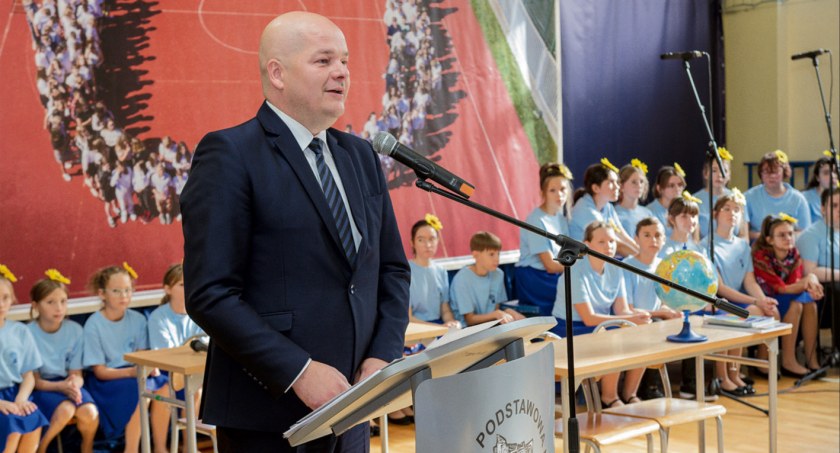 Wiele wyzwań w oświacie