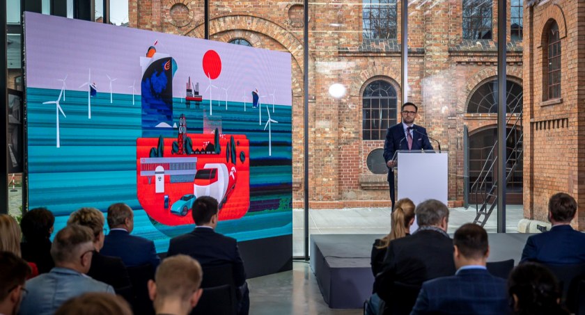 Podsumowanie procesu połączenia Grupy ORLEN z PGNiG. Będzie obsługiwać ponad 100 mln klientów