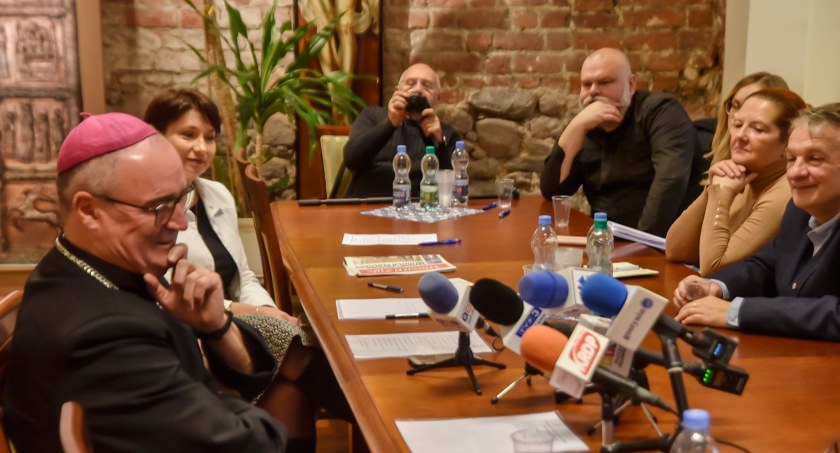 Dlaczego św. Antoni nie pomógł od razu biskupowi, gdy ten zgubił pierścień?