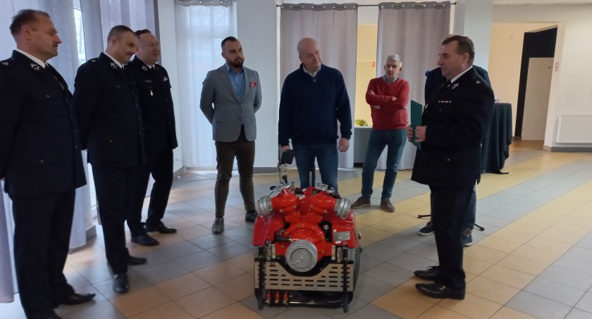 Motopompa dla strażaków z Trzepowa