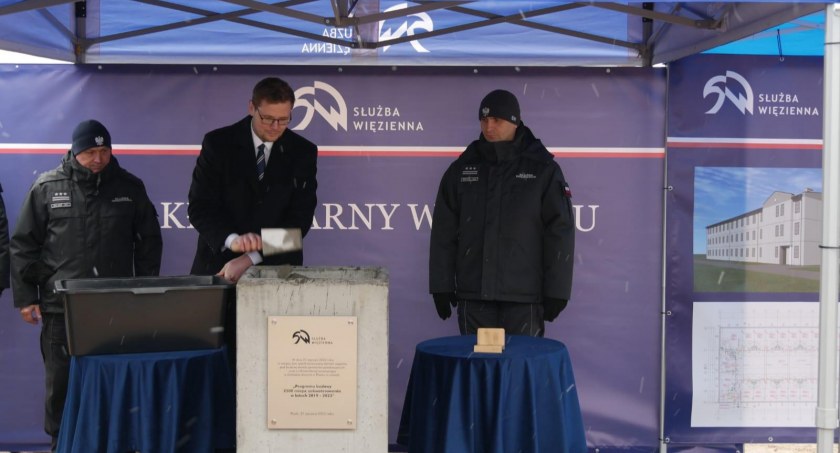 Płockie więzienie zostanie rozbudowane. Kamień węgielny wmurowany