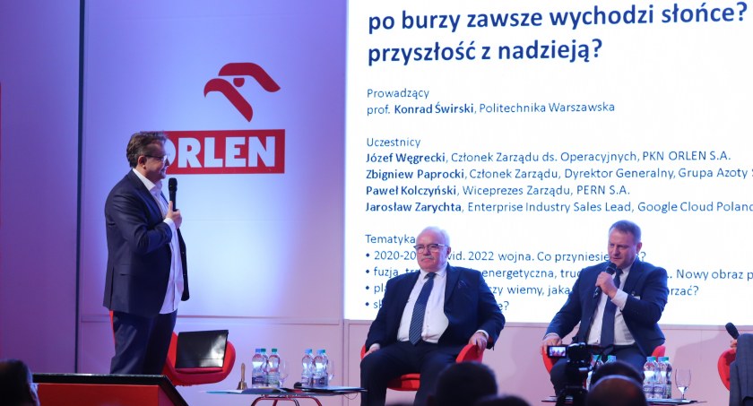 Dyskutowali o przyszłości przemysłu chemicznego w Polsce. XXIX Sympozjum CHEMIA 2023