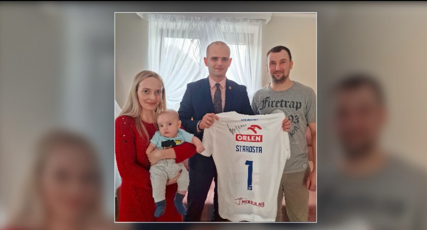 Maleńki Maks z gminy Staroźreby potrzebuje naszej pomocy! Potrzebna proteza, ale nie tylko