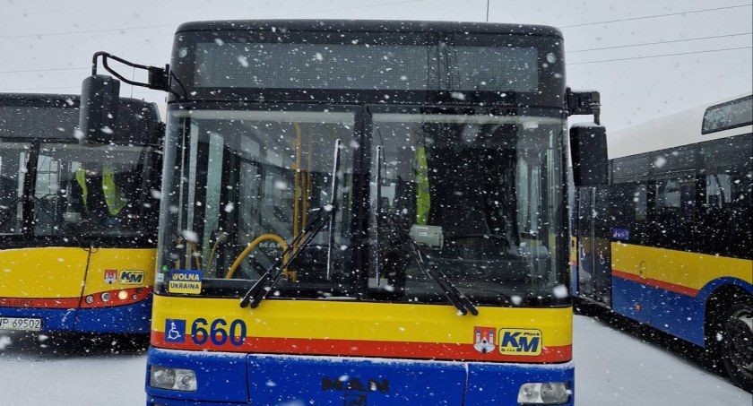 Autobus z niespodzianką dla pań