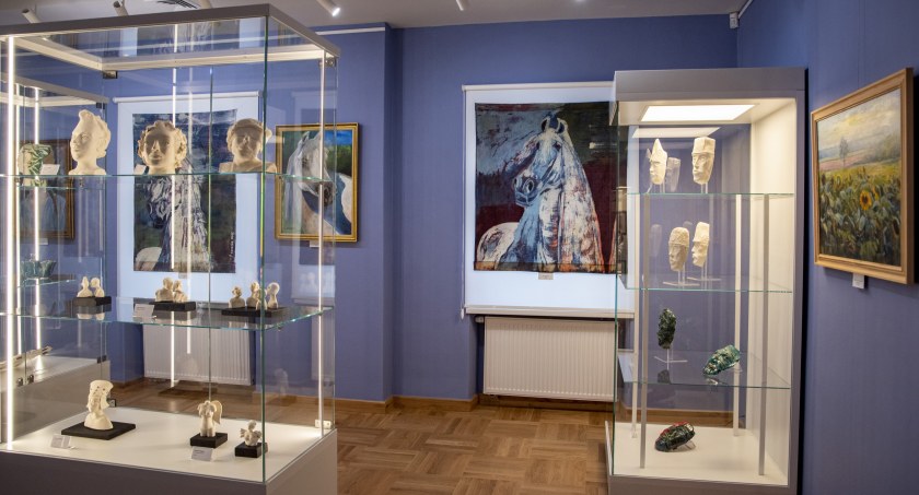 Ratusz w Sierpcu i Muzeum Małego Miasta w Bieżuniu.  W nowej odsłonie