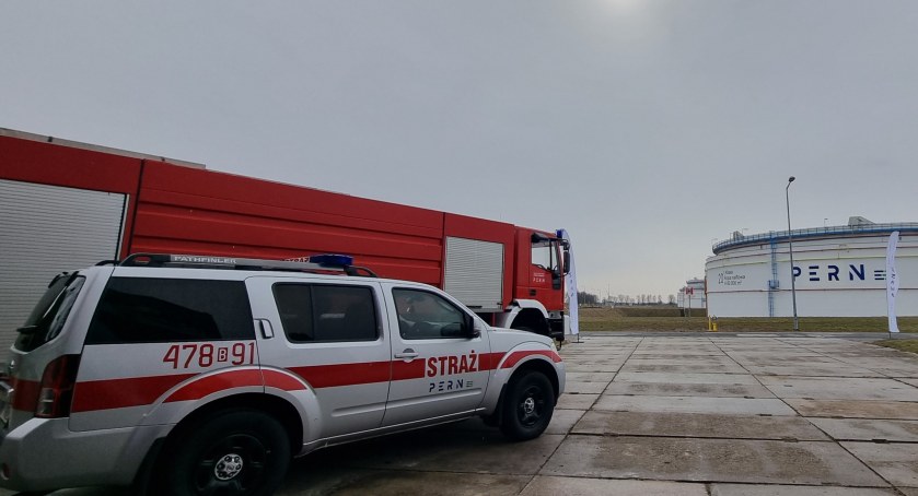 PERN S.A. wspiera jednostki OSP. Samochody dla druhów ze Święcieńca i Bielska