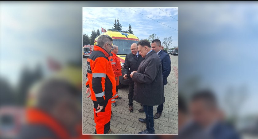 Płock ma najnowocześniejszą karetkę w kraju! Dla małych pacjentów