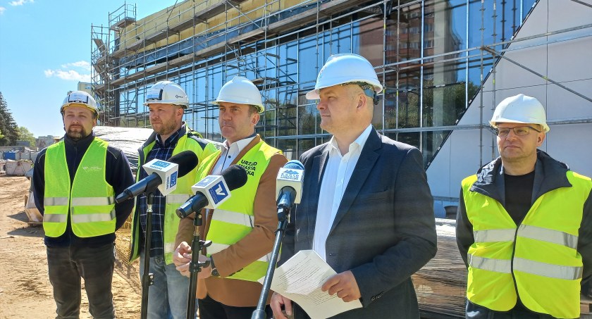 Za rok otwarcie aquaparku na Miodowej