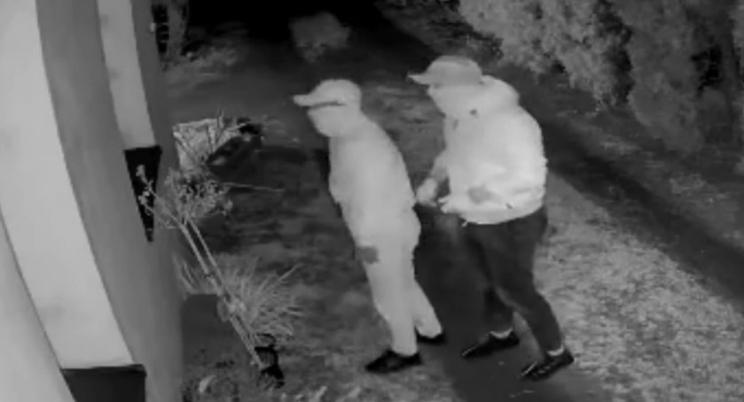 Poszukiwani włamywacze z Wyszogrodu. Policja opublikowała film 