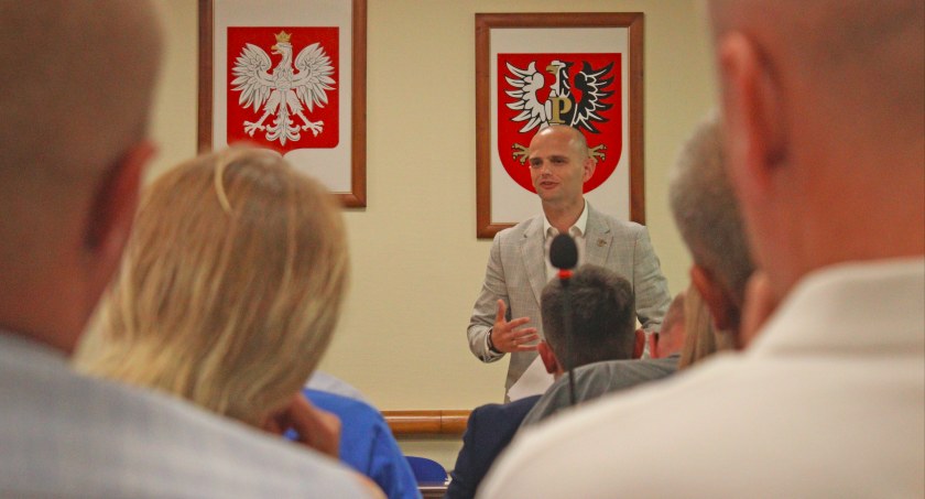 Znikające warianty tras kolejowych. Co się dzieje w sprawie CPK? 