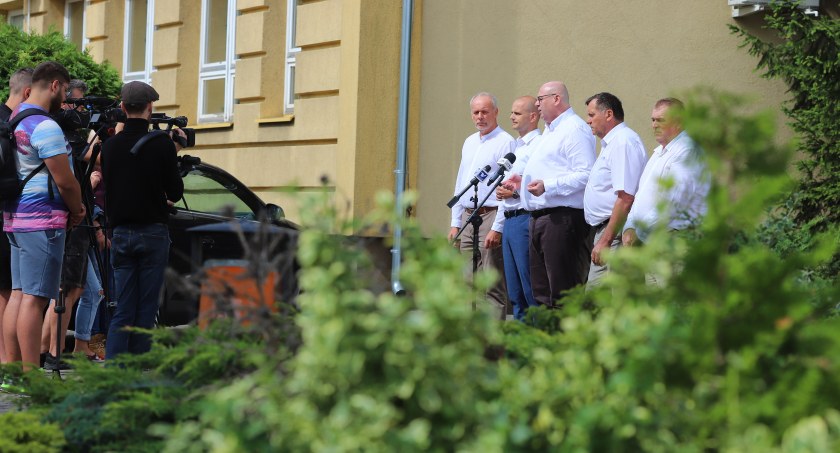 Dramatyczna sytuacja w rolnictwie. Samorządowcy i rolnicy apelują do rządu!