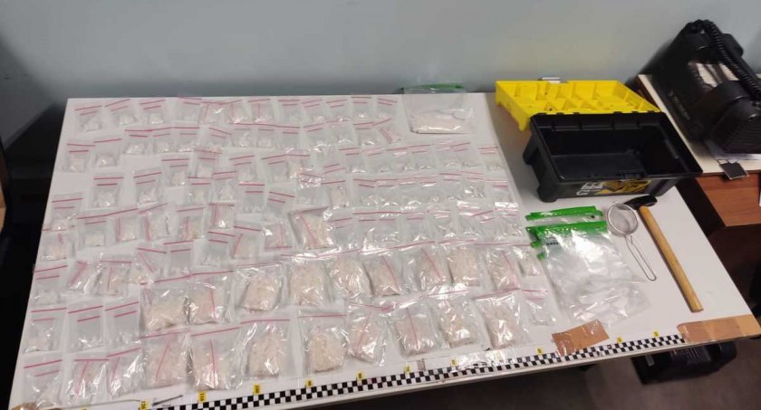 Zabrali mu 1,5 kg narkotyków. 25-latek nie wytrzymał...  