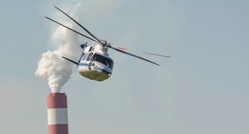 Niesamowite widowisko na lotnisku. Światowy Zlot Śmigłowców w Płocku [ZDJĘCIA]