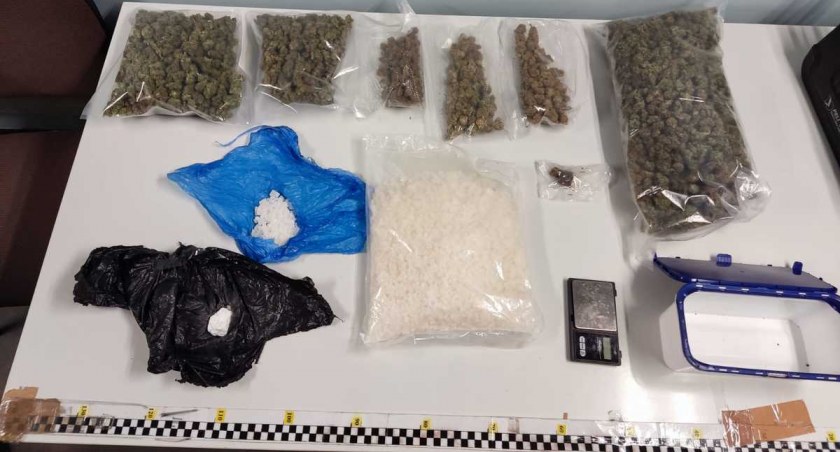 Kryształowy 19-latek? Policja znalazła w jego domu 3 kg narkotyków 
