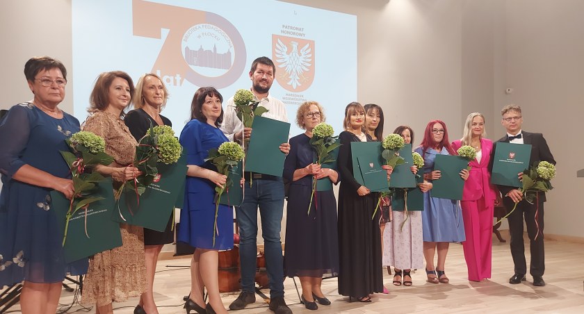Proza, poezja, komiksy i cyfrowe księgozbiory. 70 lat Biblioteki Pedagogicznej w Płocku