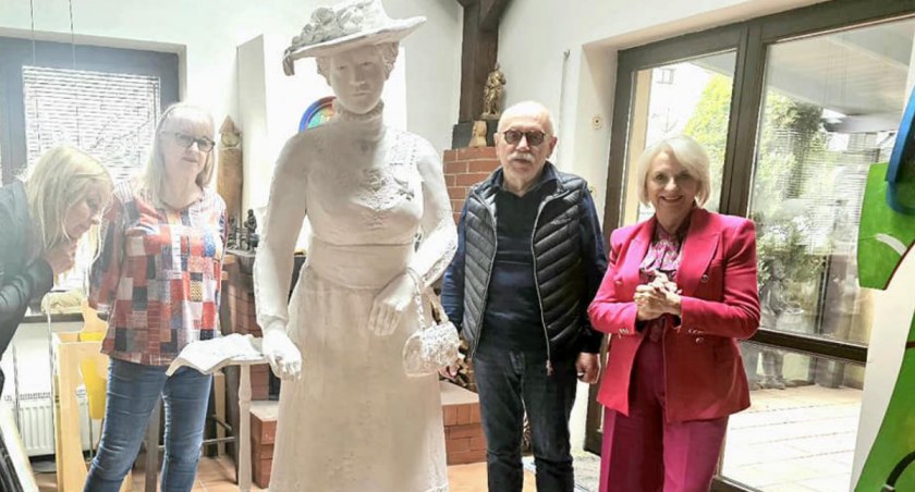 30 września uroczyste odsłonięcie pomnika na ul. Tumskiej. Powitajmy Marcelinę Rościszewską
