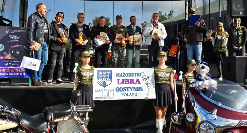 Z pasji do motocykli. Mażoretki Libra Gostynin pojechały do Mrągowa