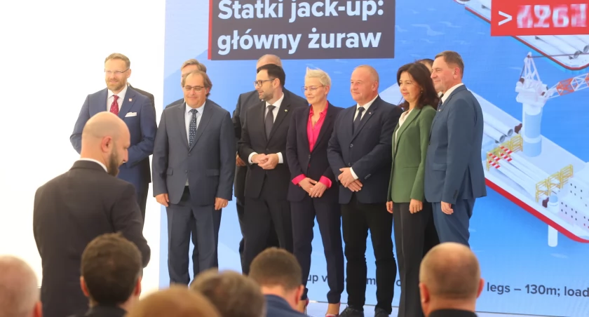Jest decyzja inwestycyjna dotyczącą budowy pierwszej polskiej farmy wiatrowej Baltic Power. Grupa ORLEN rozpoczyna największą w Europie Środkowej inwestycję w zieloną energetykę