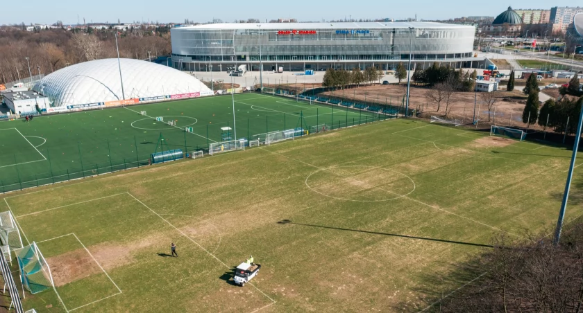 Będą nowe boiska treningowe dla Wisły Płock. Już za rok
