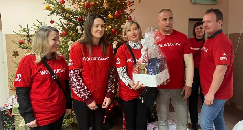 Moc prezentów dla „mocarzy”. Mieszkańcy ośrodka w Mocarzewie zostali obdarowani na święta