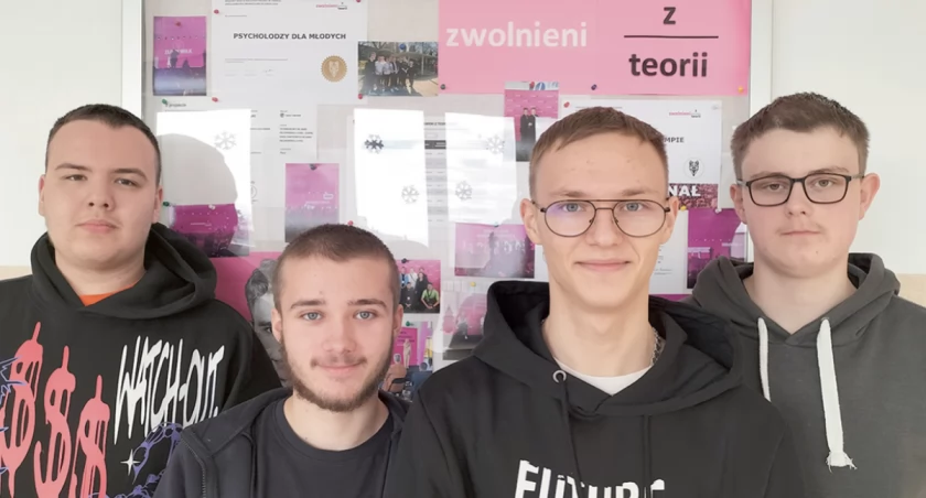 Linia autobusowa z Bielska do Płocka. Uczniowie z Elektryka chcą rozwiązać wielki problem mieszkańców