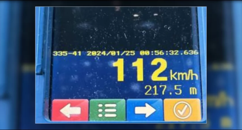 22-letni amator szybkiej jazdy pędził w centrum Płocka 112 km/h