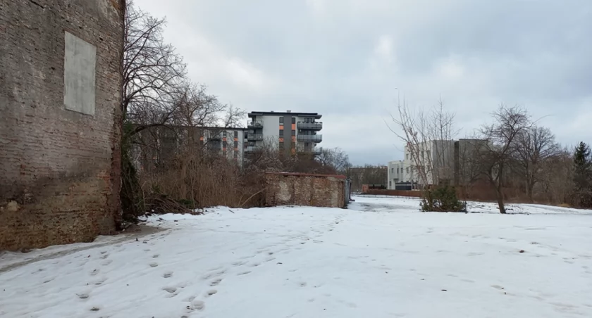 Wielkie zmiany w centrum Płocka! Powstanie pasaż spacerowy, park kieszonkowy i strefa woonerf…
