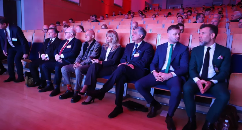 W Płocku odkrywali wzór na chemię przyszłości! Ciekawostki z 30. Sympozjum Naukowo-Technicznego „CHEMIA 2024”
