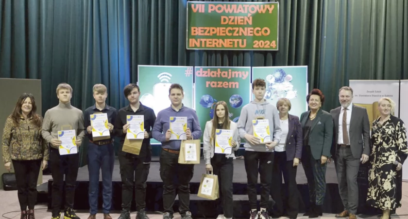 Staszic w Gąbinie przemówił do uczniów dzięki sztucznej inteligencji