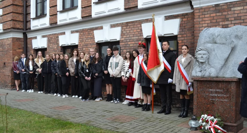 Kościuszko przez cały miesiąc! LO w Gostyninie nie zapomina o swoim patronie