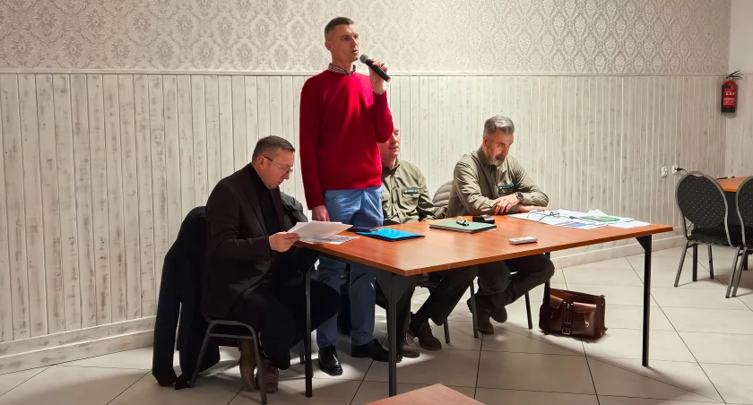 Chcą wstrzymać wycinkę w lesie brwileńskim! Rozmawiali o tym z leśnikami