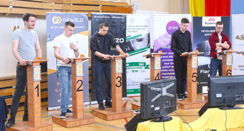 Giganci mechaniki walczyli w Siedemdziesiątce. Mechanika, elektronika, pneumatyka i indeksy