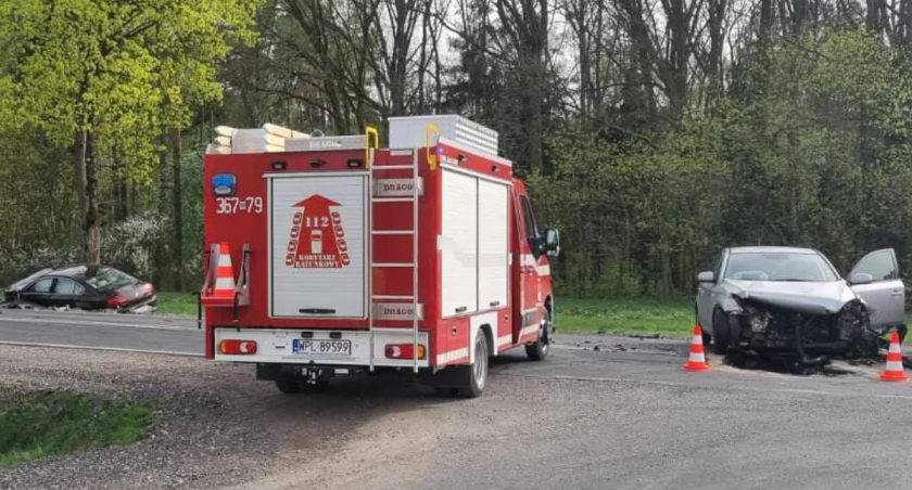 Wypadek w Brodach Dużych. Do godz. 19.00 zablokowana DK 62 