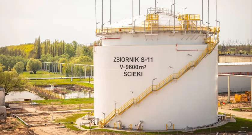Ten zbiornik pozwoli ograniczyć emisję uciążliwych zapachowo substancji. Oddano go do użytku w Zakładzie Produkcyjnym ORLEN