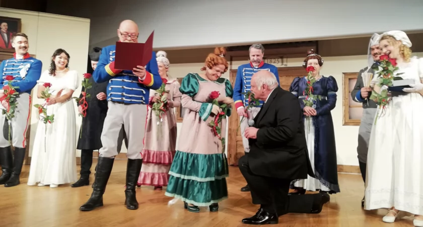 Grażyna Zielińska odebrała „Gloria Artis” w Teatrze Dramatycznym im. J. Szaniawskiego w Płocku