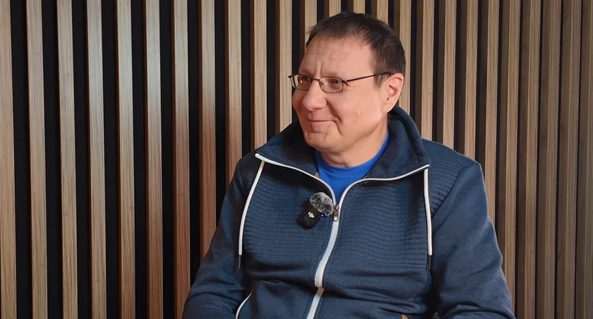 Czy warto przeczytać książkę „Wisła Płock oczami jej trenerów”? Michał Kublik twierdzi, że tak