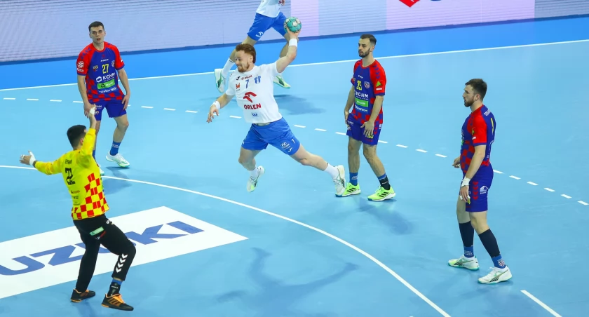 Orlen Wisła Płock w finale Pucharu Polski. Chrobry Głogów zdemolowany [ZDJĘCI Z KALISZA]