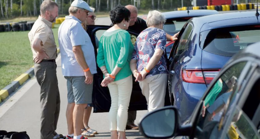 Szkolenia na Torze Modlin. Skorzysta z nich 2400 osób. Rekrutacja ruszy również w Płocku