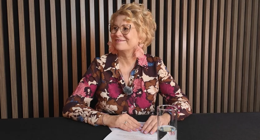 Książnica Płocka wychodzi z bibliotek